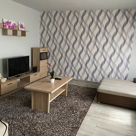 Tamara Apartman Apartamento Hajdúszoboszló Exterior foto