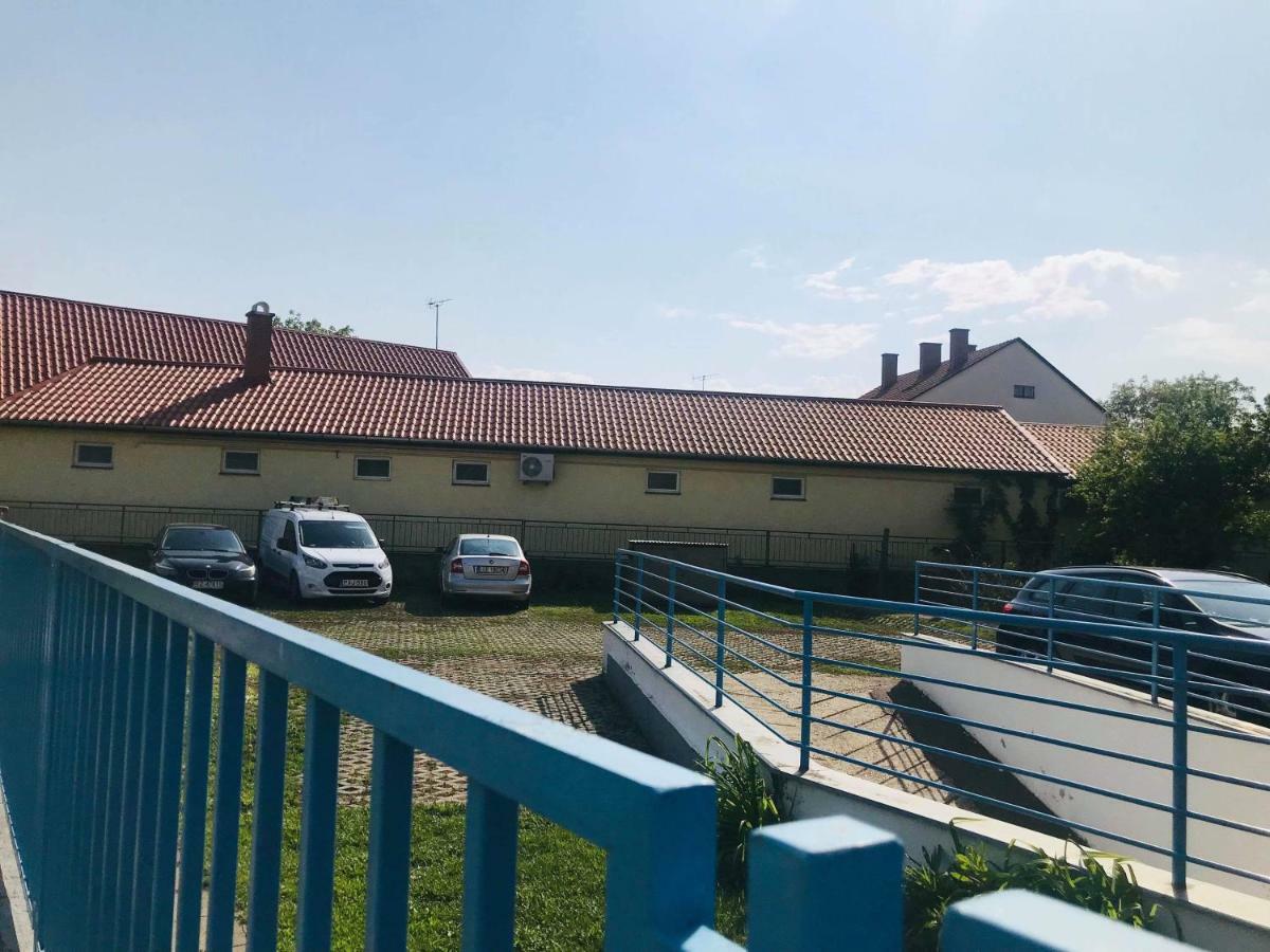 Tamara Apartman Apartamento Hajdúszoboszló Exterior foto